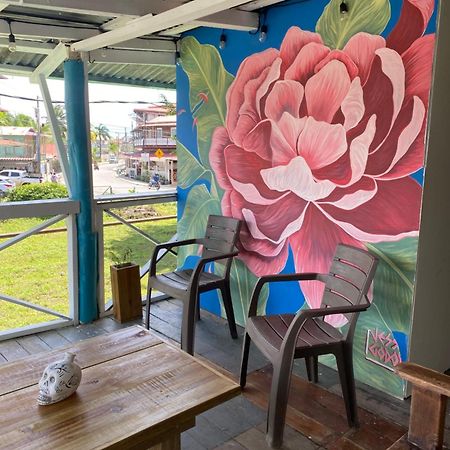The Bocas Corner Hostel Bocas Town Exterior foto