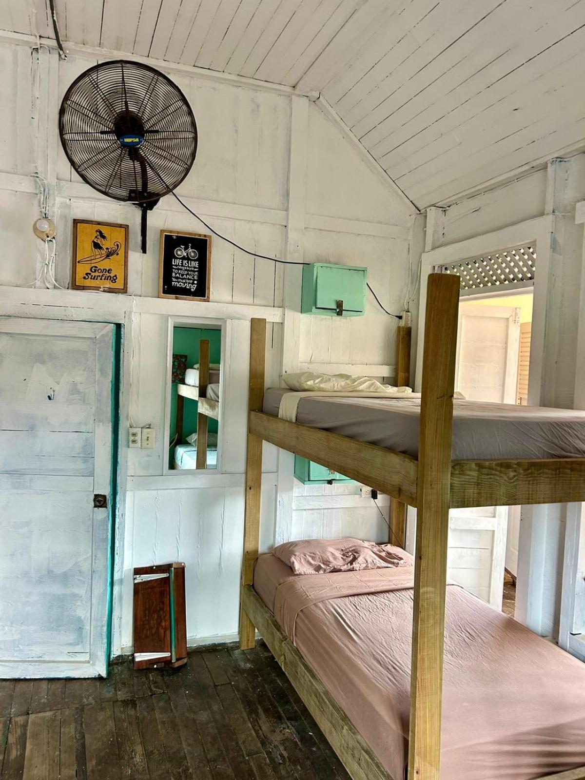 The Bocas Corner Hostel Bocas Town Exterior foto